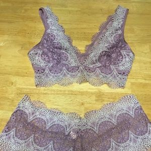 Coachella 2 item set Victoria's Secret Lilac Lingerie M bra L panties Christmas